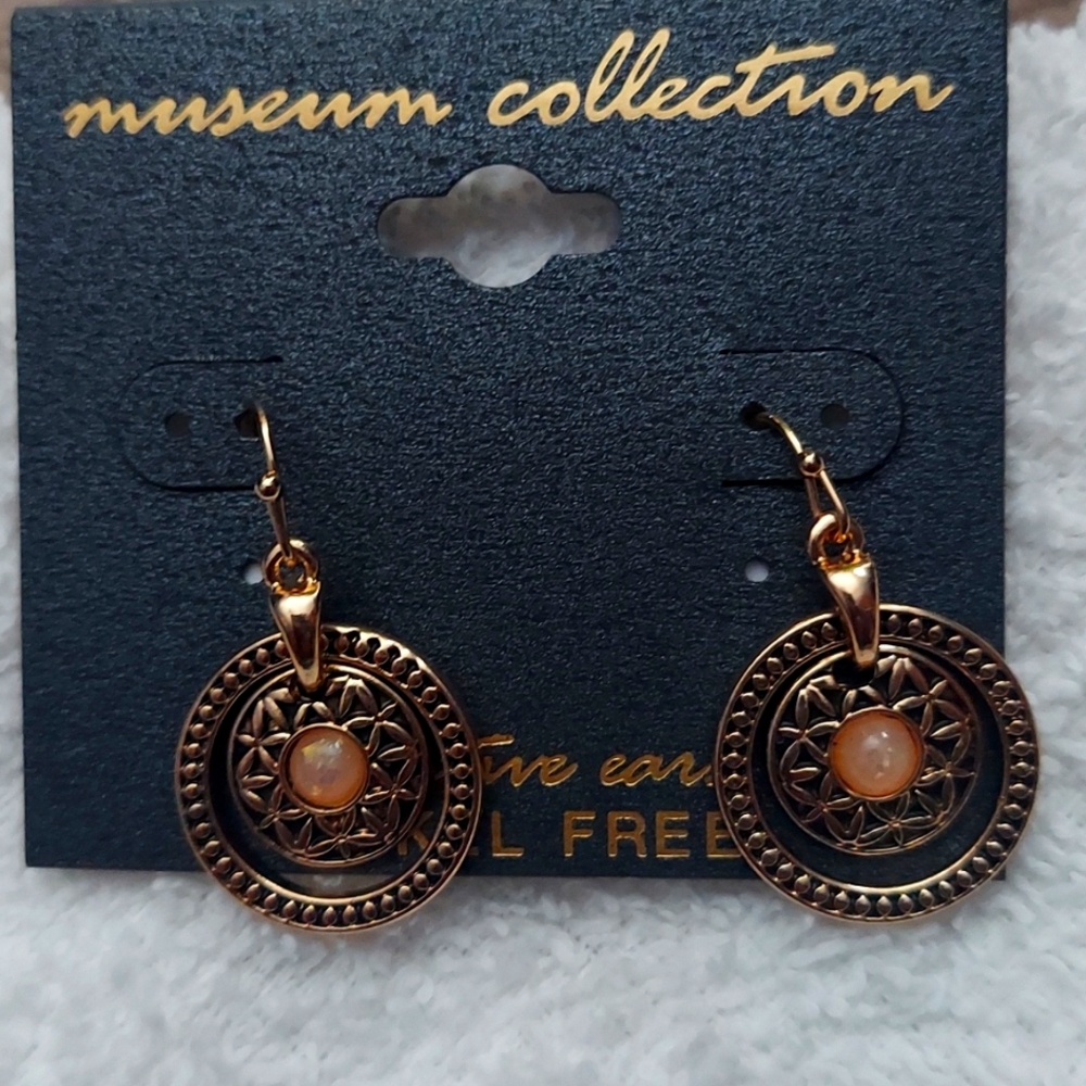 Earings